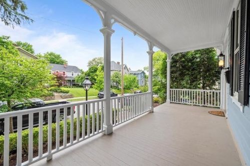 335 Henry Ave, Sewickley, PA 15143-1409