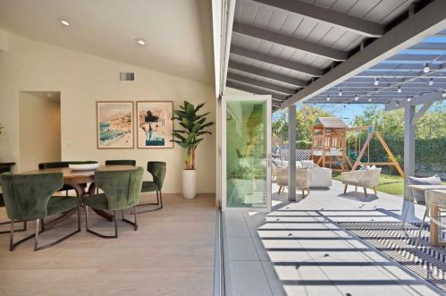 3871 Margaret Way, Carlsbad, CA 92008-3409