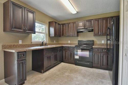 8425 160th Pl, Summerfield, FL 34491-5433