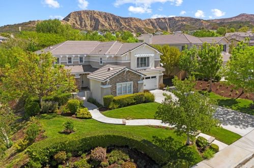 26316 Cardinal Dr, Santa Clarita, CA 91387-6313