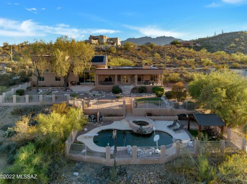 6250 Diamond St, Tucson AZ  85745-8923 exterior