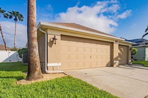 2607 Jays Nest Ln, Tarpon Springs, FL 34691-8760