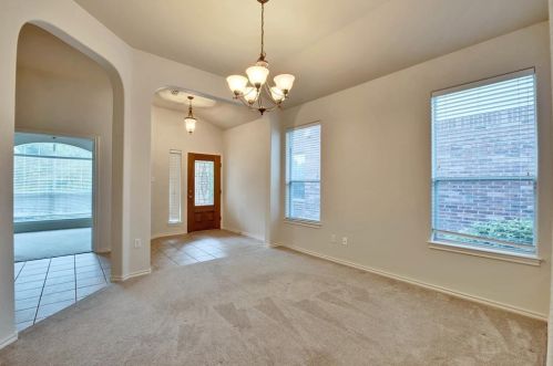 12904 Appaloosa Chase Dr, Austin TX  78732-1972 exterior