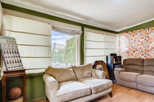 1300 Sumner Ave, Lake Elsinore CA  92530-3216 exterior