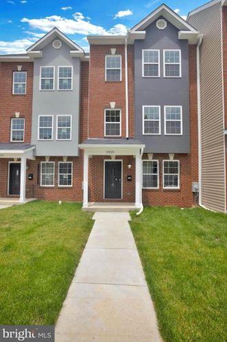 2415 Elvans Rd, Washington, DC 20020-3506