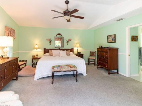 2309 Kings Lk Blvd, Naples FL  34112-5306 exterior