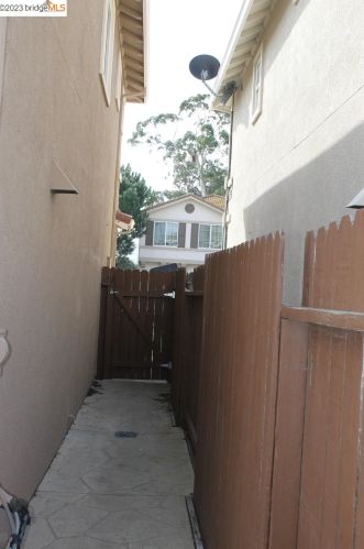 595 Scudero Cir, West Pittsburg, CA 94565-2499