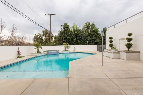 3041 Riverside Ter, Chino CA  91710-2965 exterior