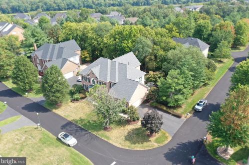 43530 Butler Pl, Leesburg VA 20176-7428 exterior