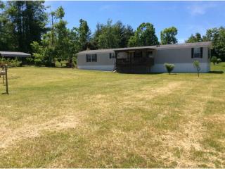 5451 Mayland Rd, Crossville, TN 38571-7209