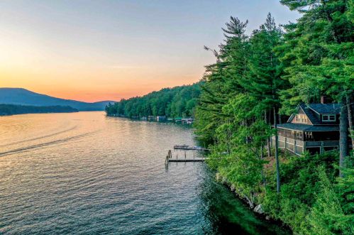 213 Side Dr, Alton, NH 03810-4793