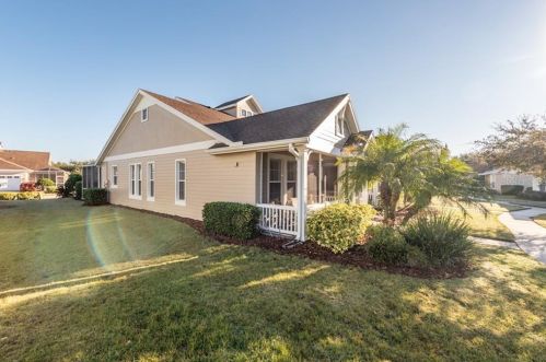 218 Breakers Ln, Ruskin, FL 33572-3358