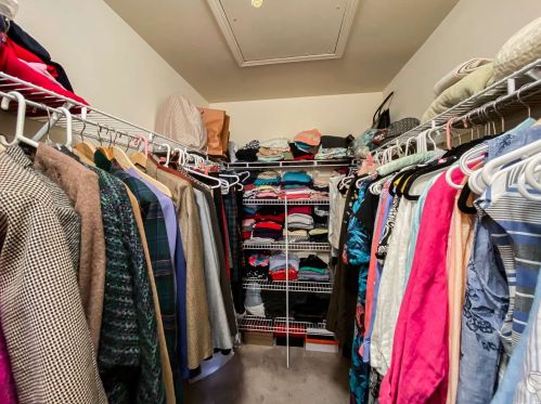 54 Casey Ln, Mount Sinai NY  11766-2336 exterior