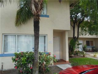 471 82nd Ave, Miami, FL 33126-8354