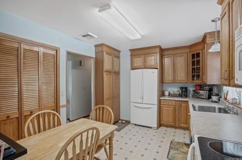 517 State Route 211, Montgomery NY  12549-2410 exterior