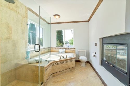 2409 Carson St, Torrance CA  90501-3120 exterior