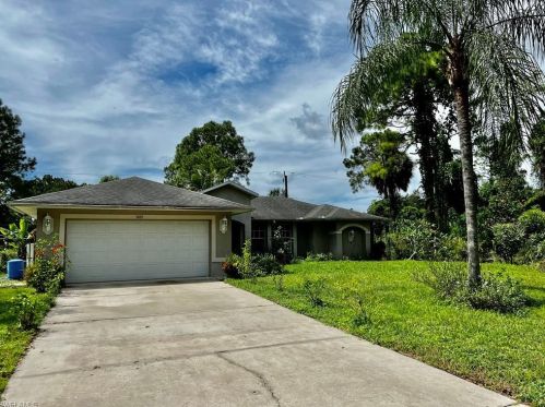 5005 3rd St, Lehigh Acres, FL 33971-1508