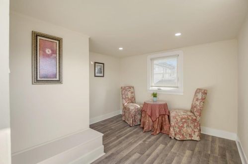 21437 Msn Blvd, Hayward CA  94541-2015 exterior