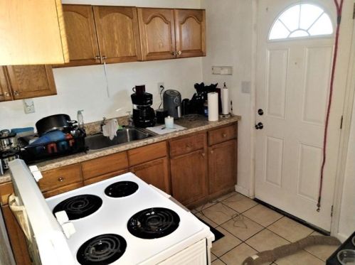 2300 Walnut St, Mckeesport PA  15132-2806 exterior