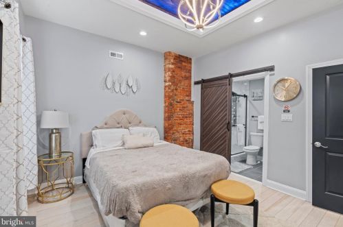 322 42 St, Philadelphia PA 19104-4062 exterior