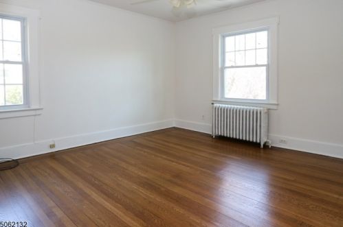 422 Grove St, Montclair NJ  07043-2228 exterior