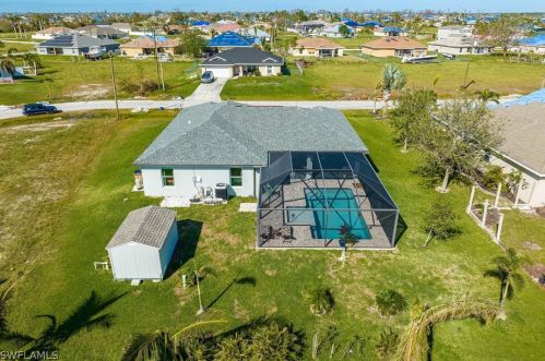 609 18th Ave, Cape Coral, FL 33990-0016