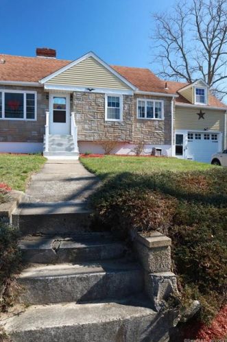 80 Chester St, United States Coast Guard Ac, CT 06320-2404