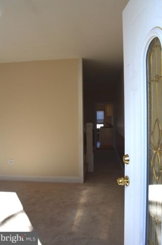 623 Cherry St, New Castle, DE 19720-5034