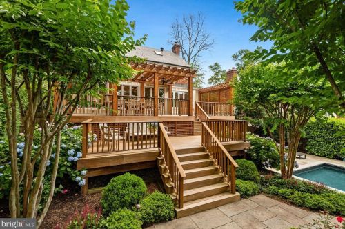 5342 28th St, Washington, DC 20015-1330