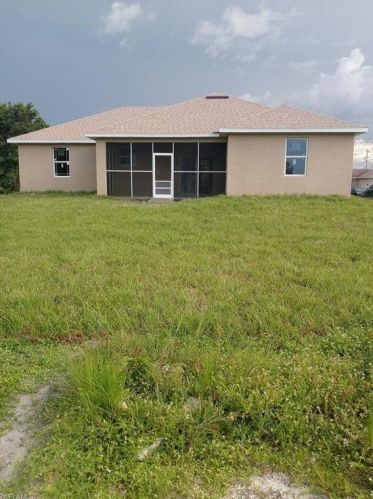 3216 7th St, Lehigh Acres, FL 33976-2412