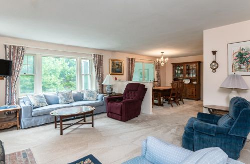 34 Atherton Ln, Amherst NH  03031-3066 exterior