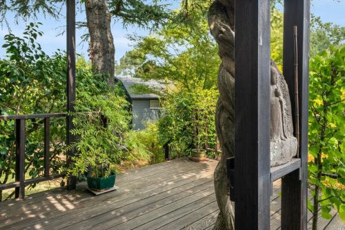 1095 Pine Tree Ln, Sebastopol CA  95472-2681 exterior