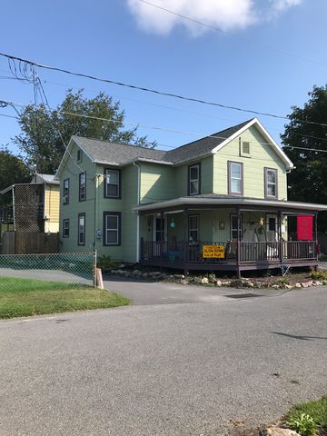 311 Susquehanna Ave, East Lewisburg, PA 17847-2027