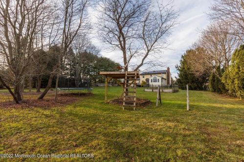 220 Long Swamp Rd, Plumsted Township NJ  08533-2028 exterior