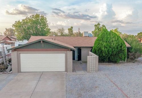 4702 Kelton Ln, Glendale, AZ 85306-1414