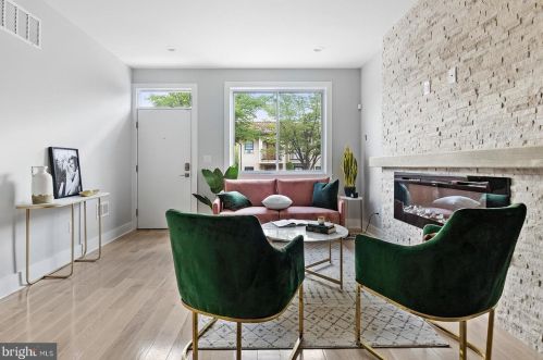 2342 Mascher St, Philadelphia PA  19133-3732 exterior