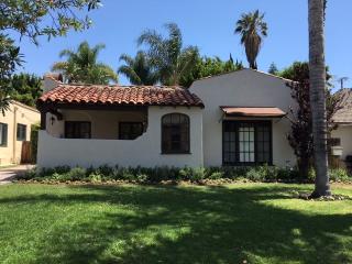 846 Westmount Dr, Los Angeles CA  90069-4610 exterior