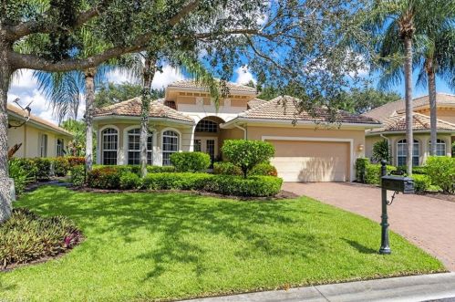 6959 Amen Corner Ct, Naples, FL 34113-3050
