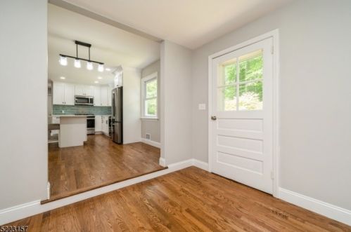 27 Dogwood Rd, Greystone Park NJ  07950-1918 exterior