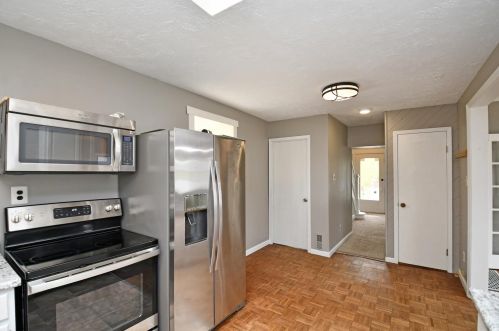 6740 Britton Ave, Cincinnati OH  45227-3216 exterior