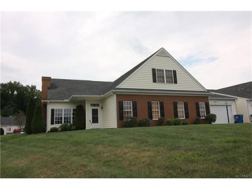 7378 Dress Blue Cir, Mechanicsville, VA 23116-6569