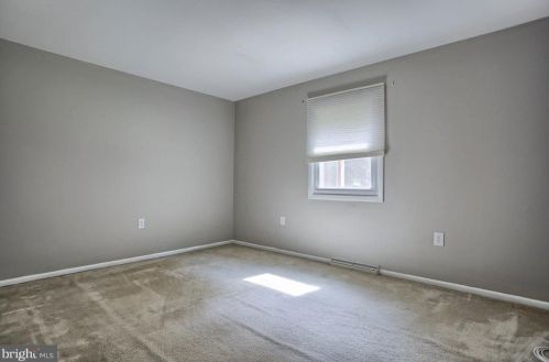 838 Kiehl Dr, Lemoyne PA  17043-1205 exterior