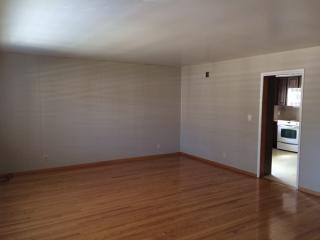444 Shattuck Pl, Orange, CA 92866-1233