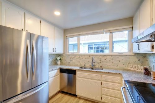 587 Baywood Ave, San Jose CA 95128-3102 exterior