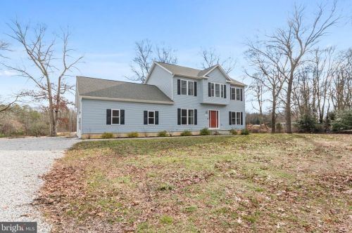 4528 Lake Rd, Newfield, NJ 08344-4814