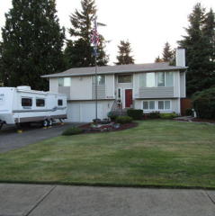 2636 Parkwood Blvd, Puyallup, WA 98374-1341