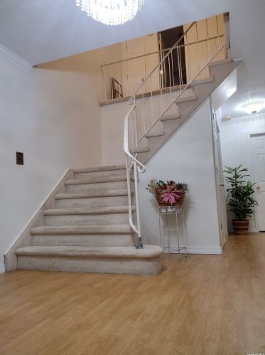 44 Oleeta Rd, Mount Sinai NY  11766-2505 exterior