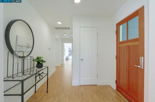 4 Loma Vista Dr, Orinda CA  94563-2213 exterior