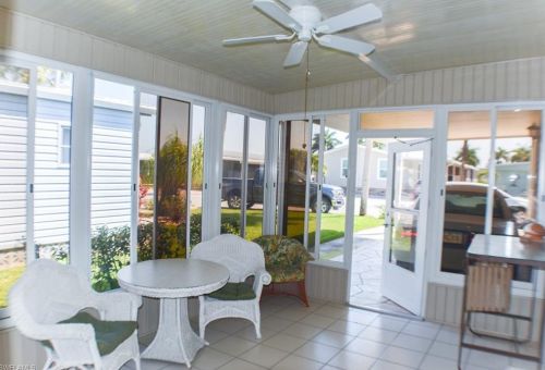 17720 Bryan Ct, Fort Myers Beach, FL 33931-7105