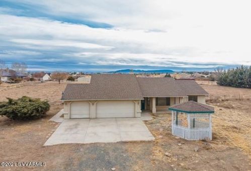 2425 Resting Pl, Chino Valley, AZ 86323-4679